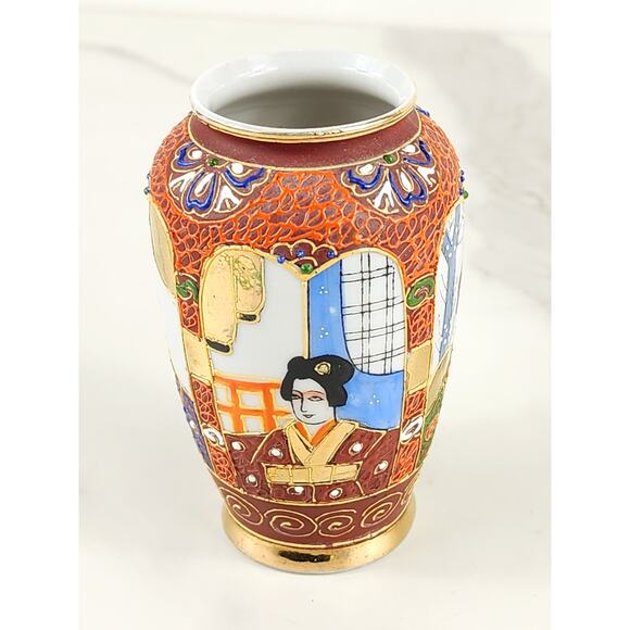 Mini Japanese Vase Geisha Portrait 3 3/4" Porcelain Gold Trim 70's Asian Vintage - Picture 6 of 16